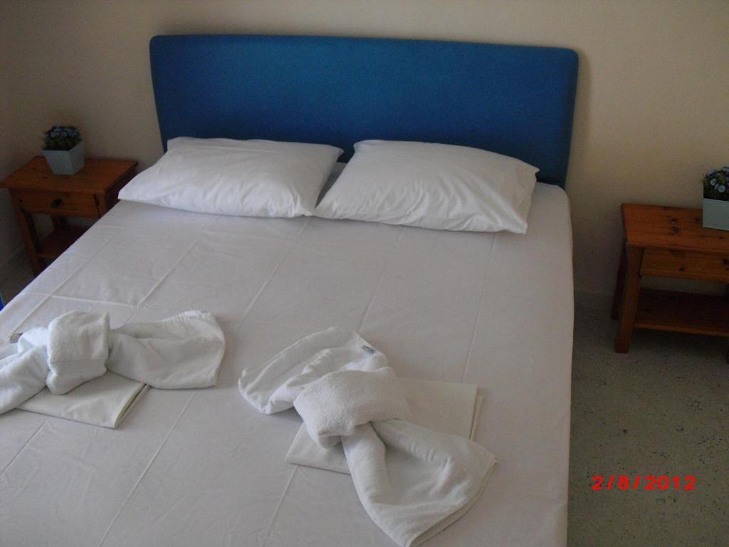 Kangaroo Hotel Mola Kalyva Phòng bức ảnh